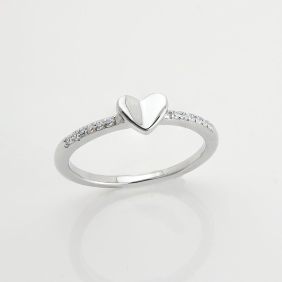 Jewelry - Beautiful Sterling Silver Heart Ring